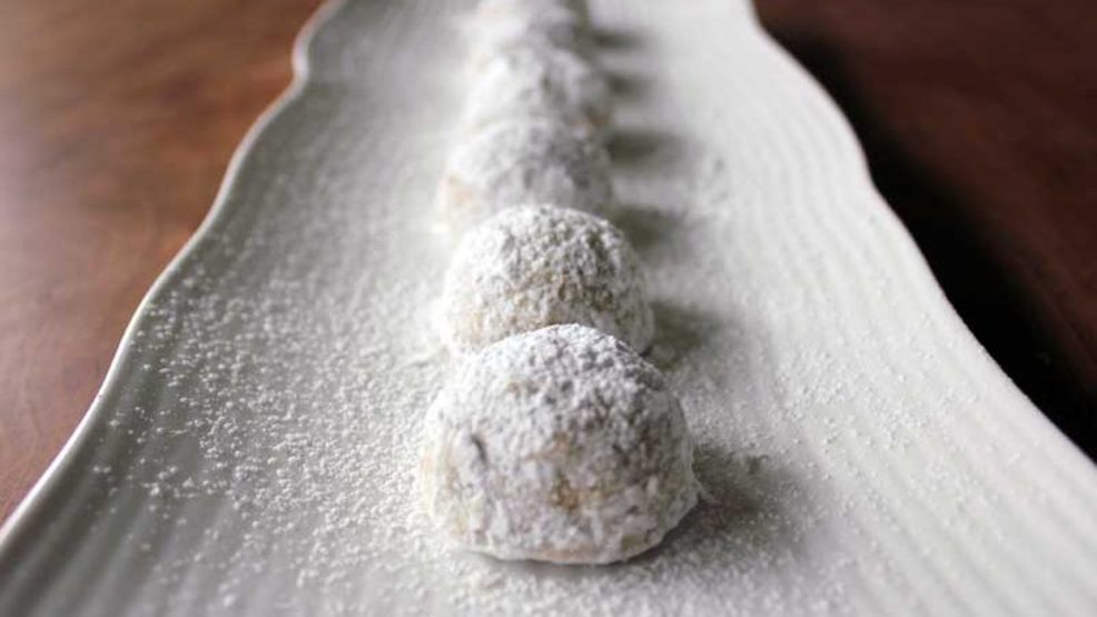 snowball cookies.jpg snowball cookies.jpg