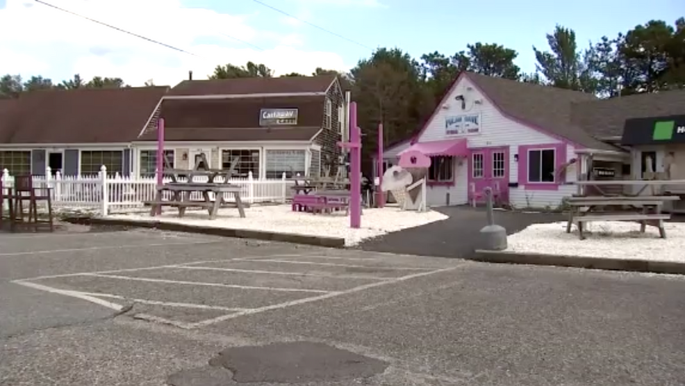 Owner closes Massachusetts ice cream shop rather than serve rude customers WTVX