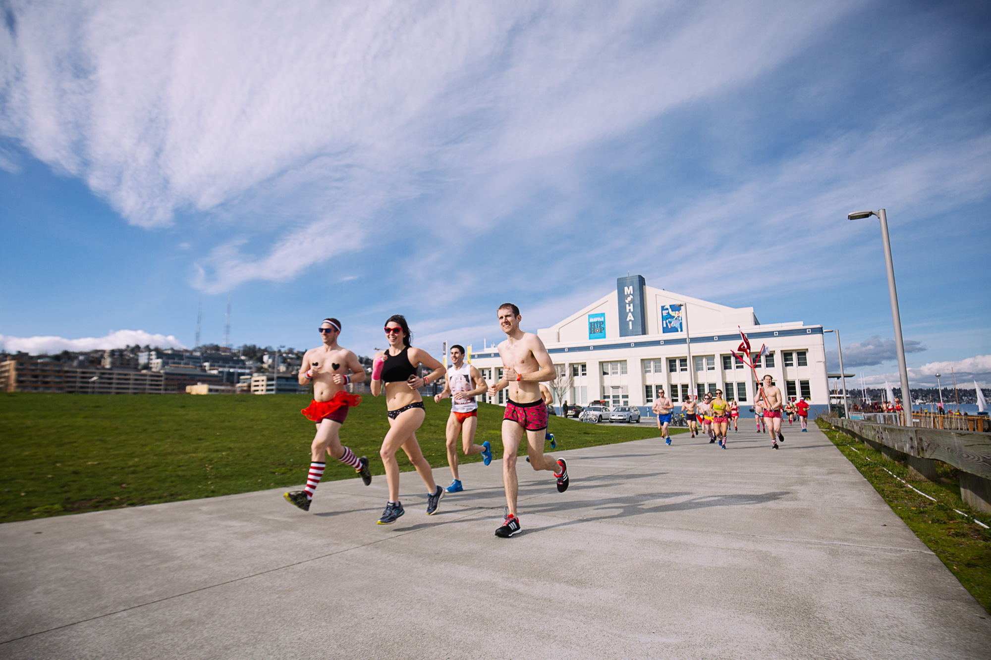 Hundreds strip down for a fun run through South Lake Union Seattle