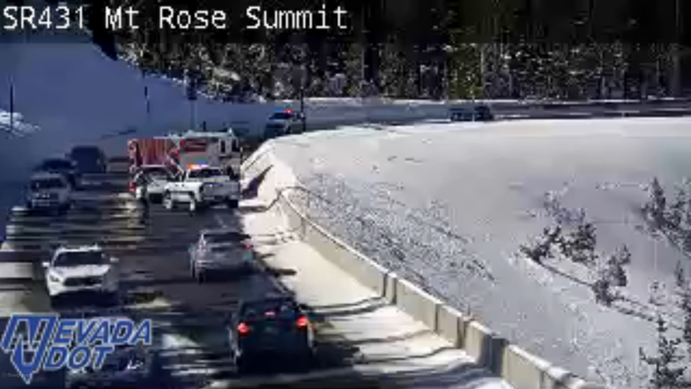 Headon crash reported on Mt. Rose Highway south of Reno KRNV