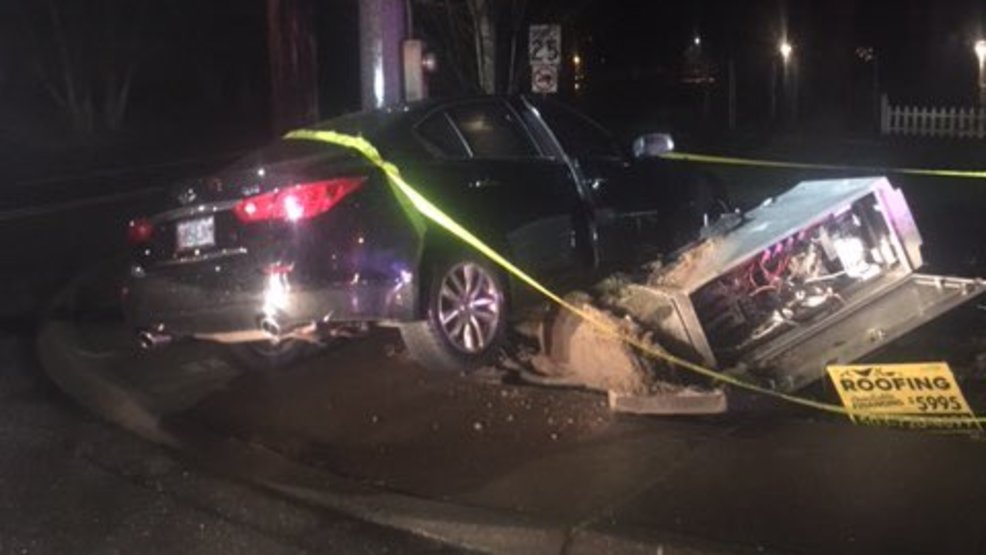 Beaverton police searching for driver who fled crash scene KATU