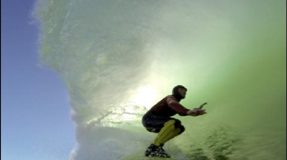 130124_surfing_mavericks.jpg