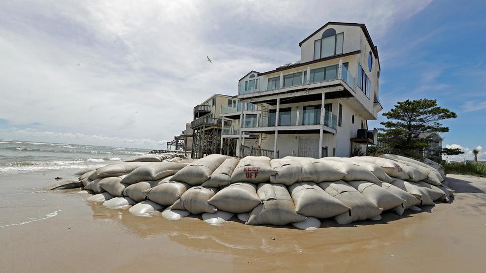 Beyond hurricanes, rising seas menace barrier island homes WLOS