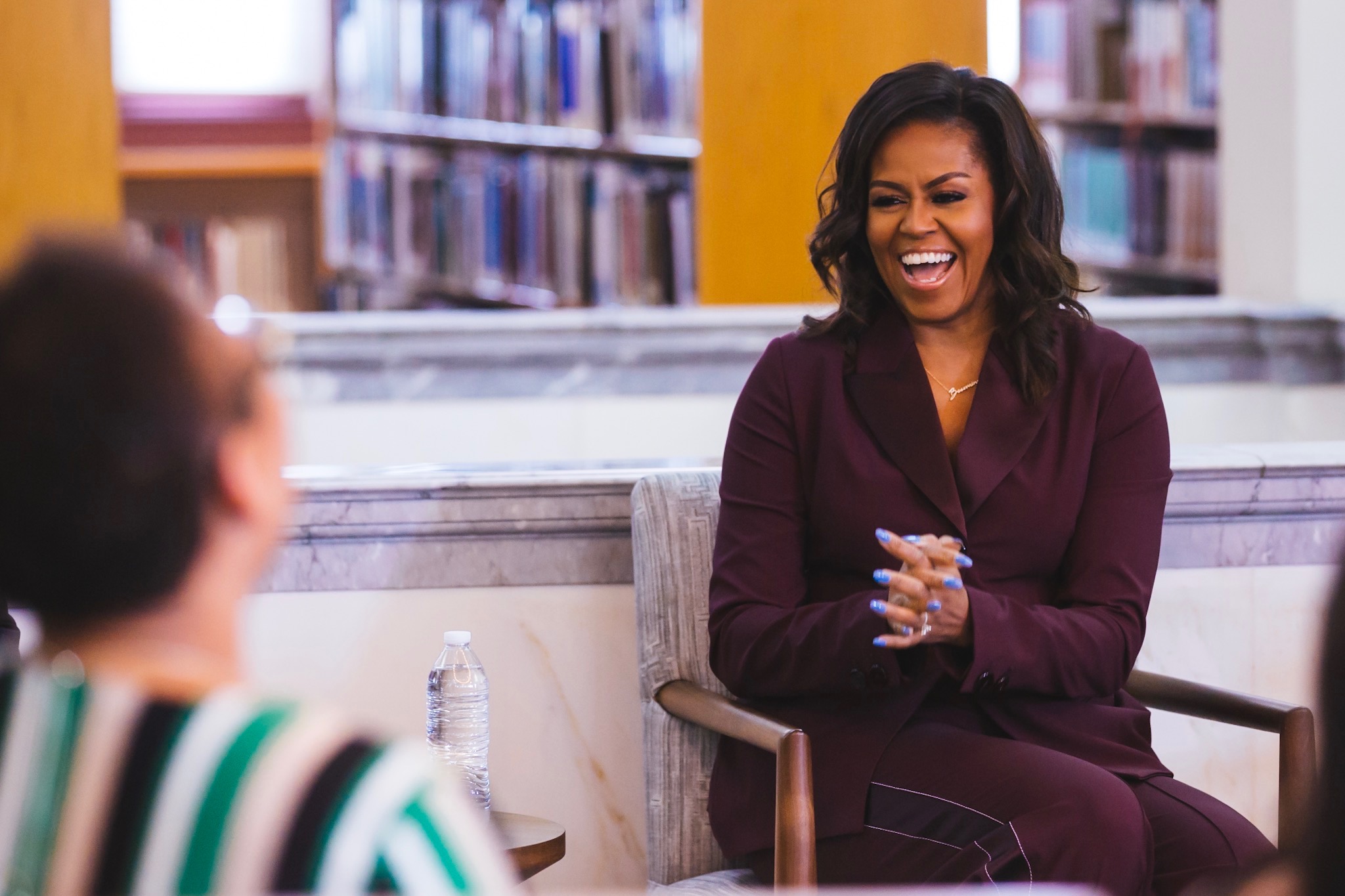 Photos: Michelle Obama surprises local book club at Tacoma Public Library | Seattle ...2048 x 1365