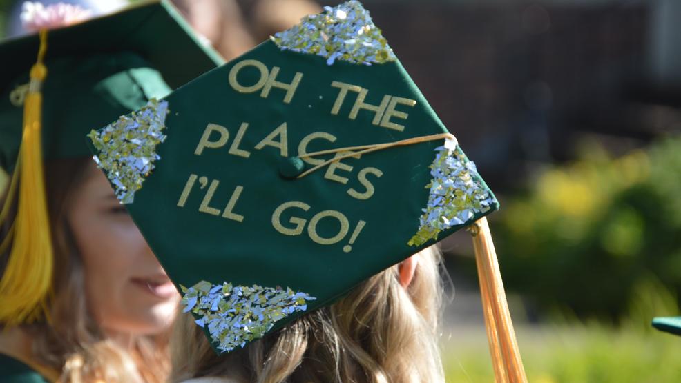 Oregon Graduates Decorate Mortar Boards For Commencement