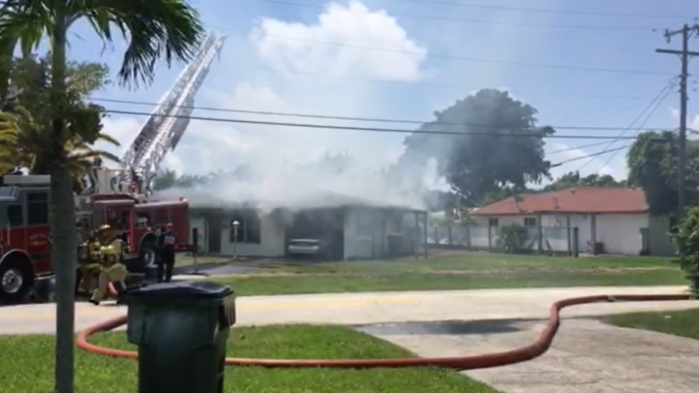 1 person injured in house fire in Delray Beach WTVX