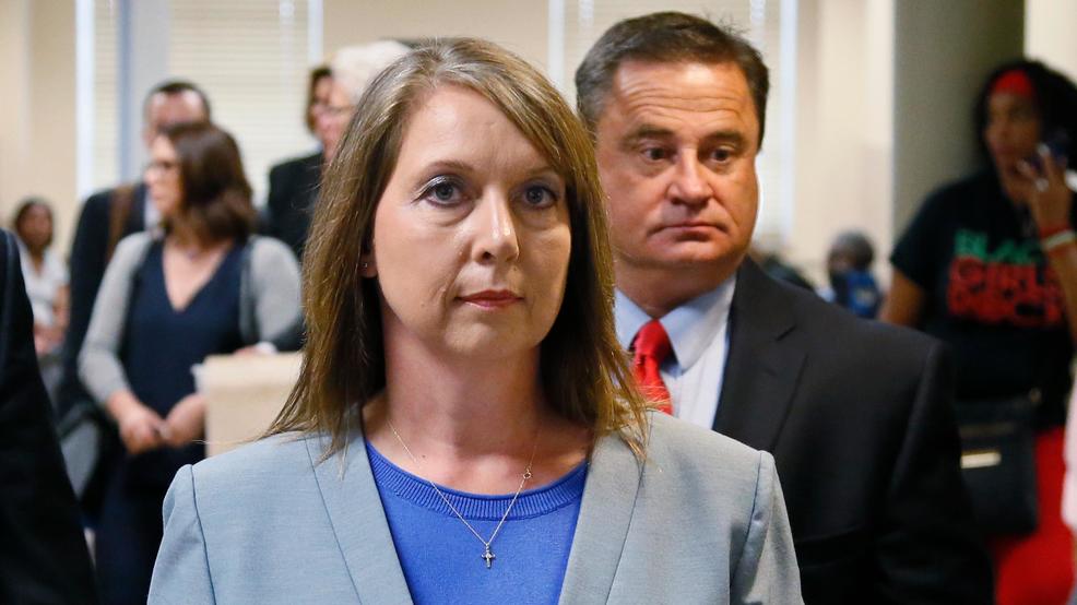 DOJ: No civil rights charge in Tulsa police shooting that killed an unarmed black man