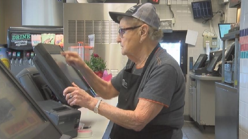 92yearold Taco Bell employee wants to continue working KIMA