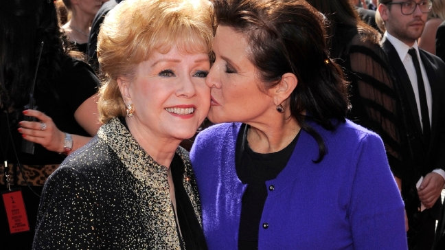 Debbie Reynolds and Carrie Fisher to be buried together 