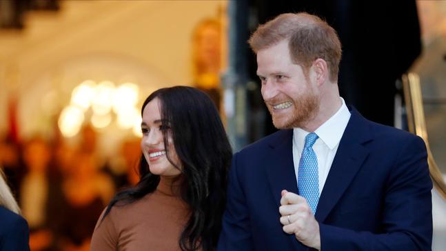 royal courtiers chart path for prince harrys independence